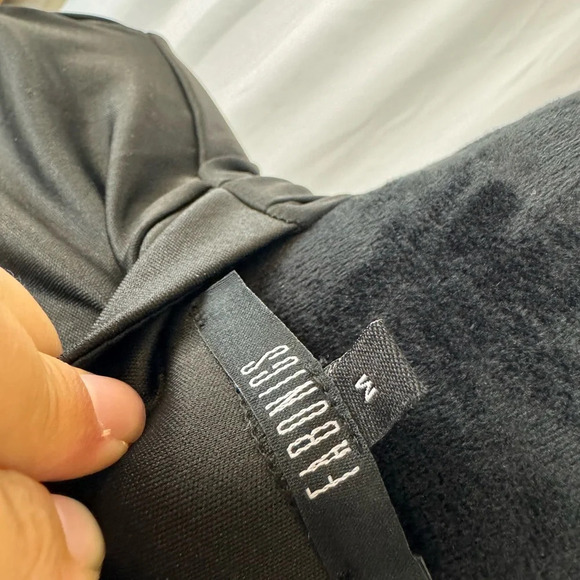 NWT Women’s Long Sleeve V-Neck Side Slit Dress Black Size M - Picture 6 of 6